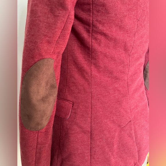 H&M elbow patch red blazer - Picture 4 of 9
